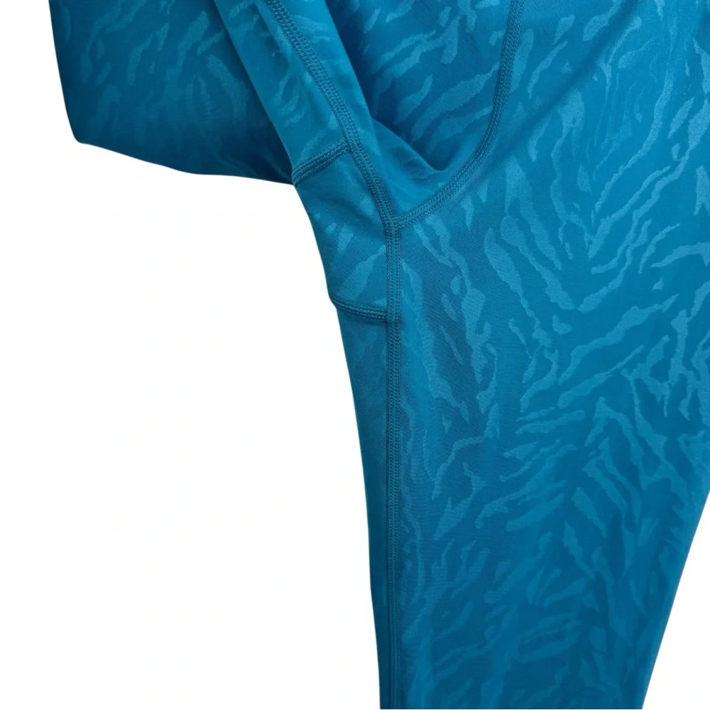 Sweaty Betty size moisture